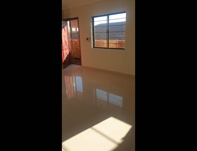 3 BEDROOM PROPERTY TO RENT IN OVERPORT